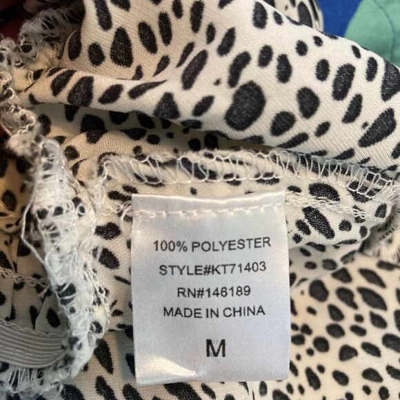 Papaya Black and White Flutter Sleeve Peplum Blouse tie neck - Picture 9 of 11